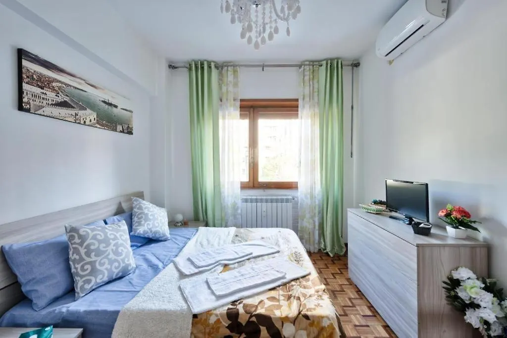 Venice City Residence - With Private Room & Bathroom, Ac & Tv Marghera 0*,