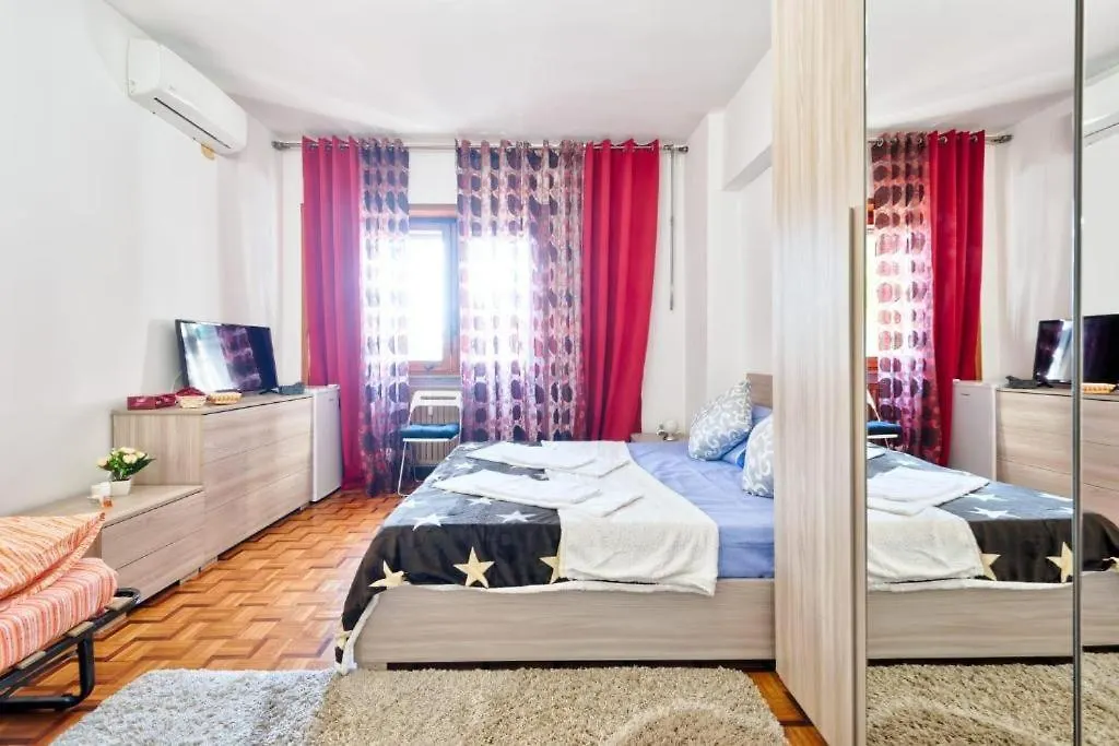 Venice City Residence - With Private Room & Bathroom, Ac & Tv Marghera 0*,  İtalya