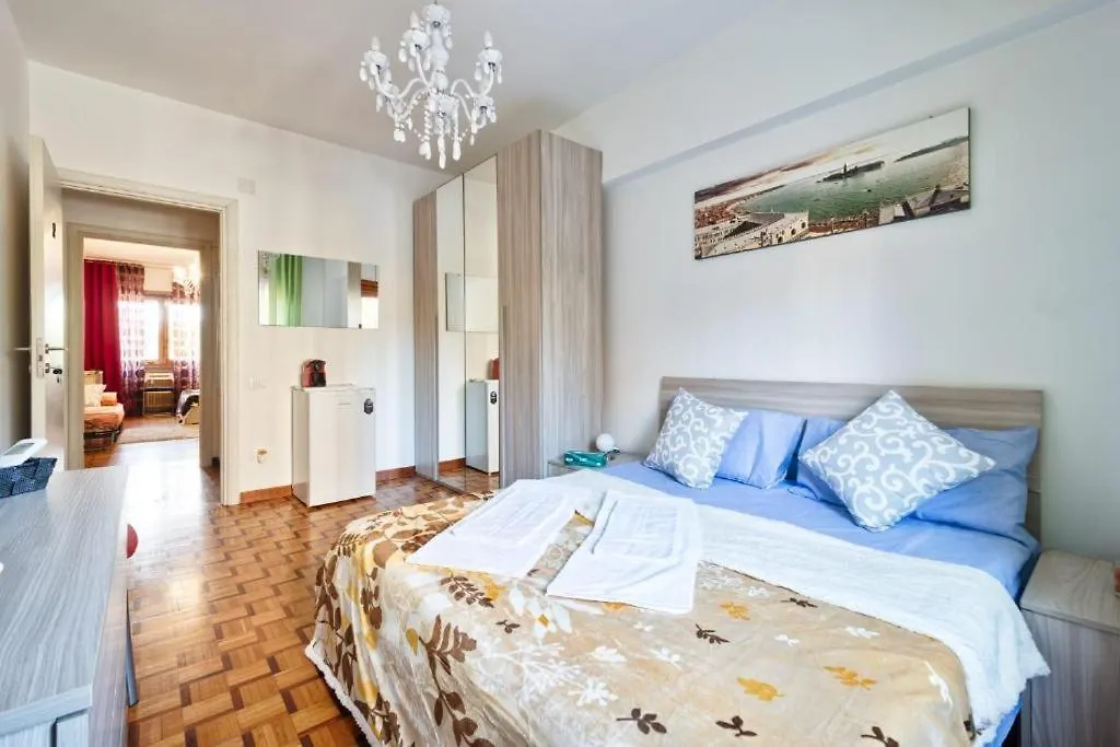 Venice City Residence - With Private Room & Bathroom, Ac & Tv Marghera Konukevi