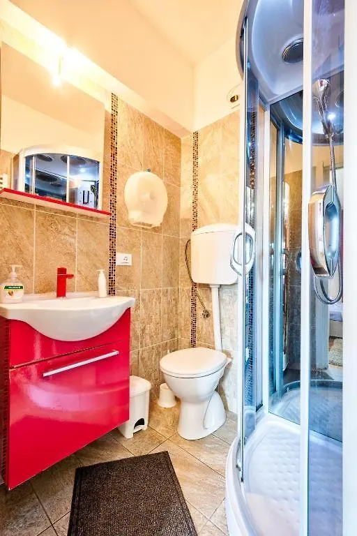 Venice City Residence - With Private Room & Bathroom, Ac & Tv Marghera Konukevi